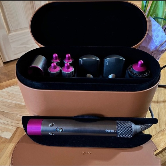 Dyson Air Wrap Styler in Pink & Gray with 1 Long Barrel Attachment - Picture 12 of 16